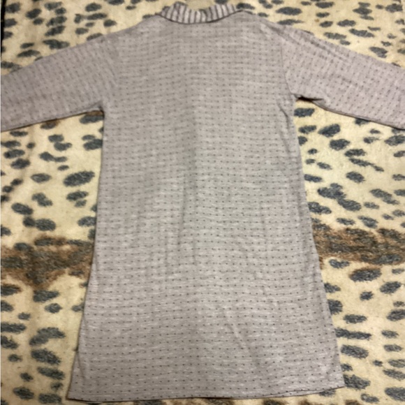 DISNEY MICKEY UNLIMITED NIGHT GOWN. - Picture 2 of 3